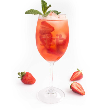 نوشیدنی توت فرنگی و نعنا